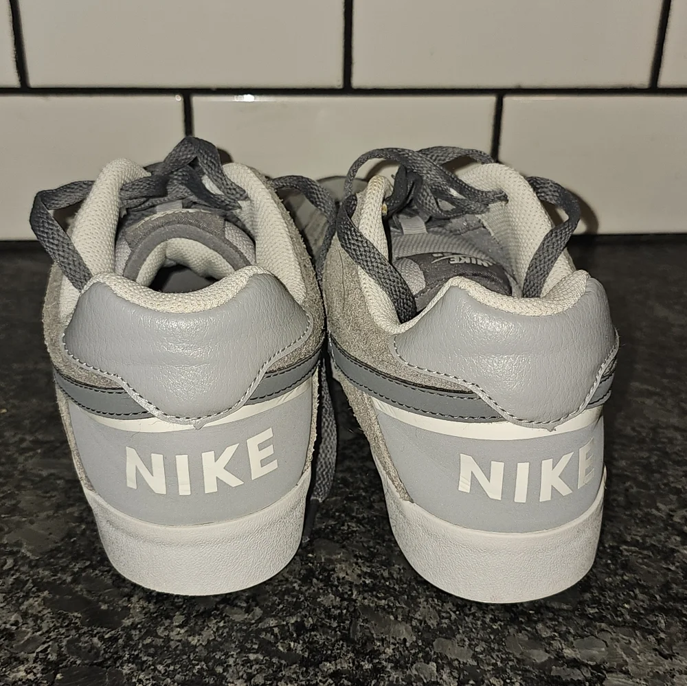 Nike SB Delta Force Vulc Skater Shoes 942237-001 Cool Grey Wolf‎ Men's 7 Youth 7